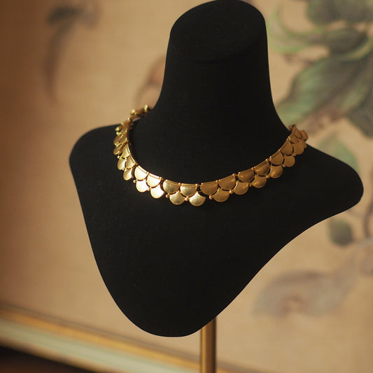 Mermaid Scales Ribbon Trifari Vintage Necklace