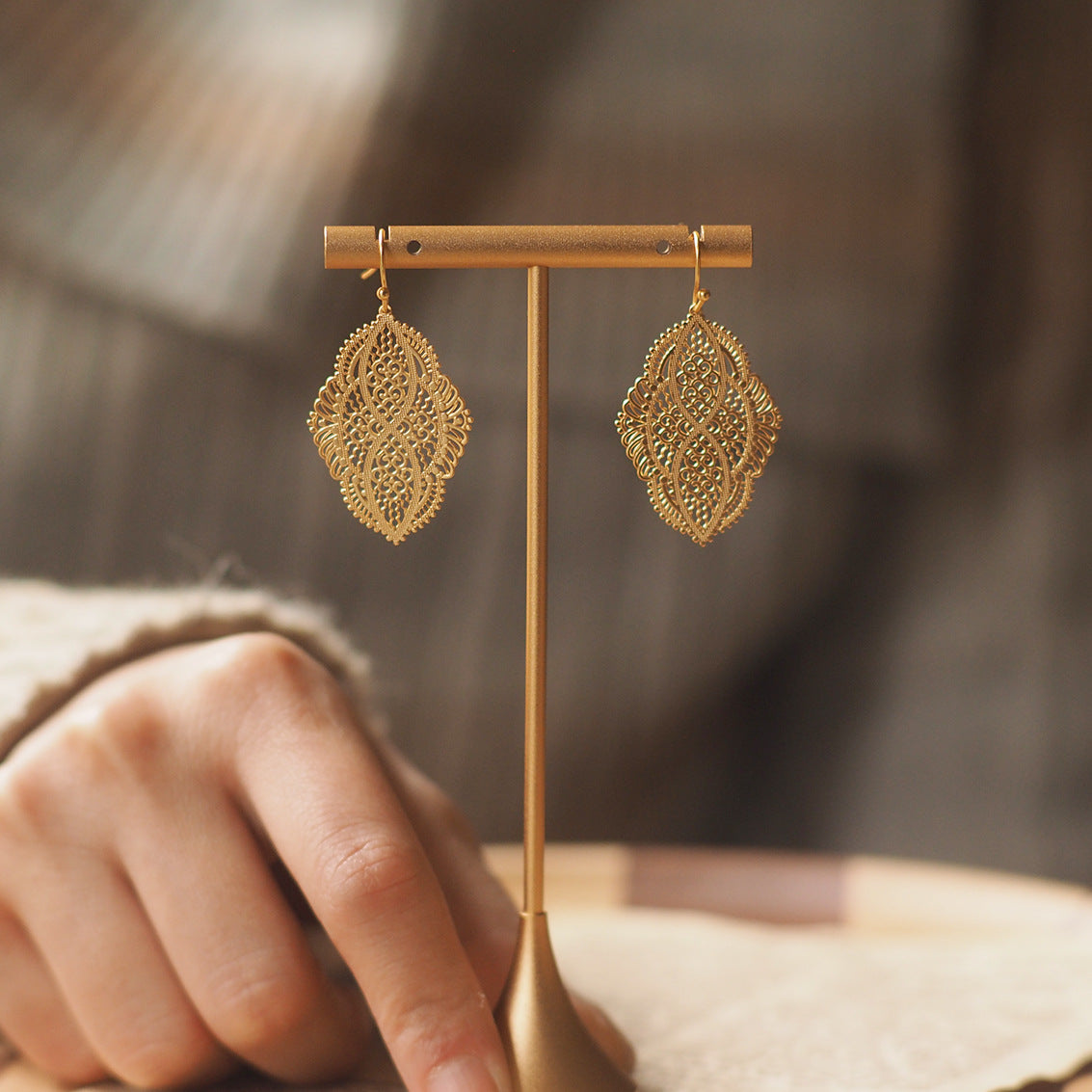 DELICATE FILIGREE EARRINGS