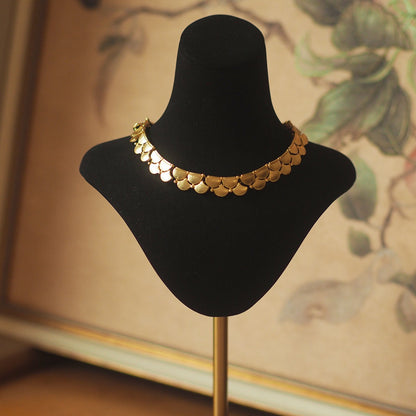 Mermaid Scales Ribbon Trifari Vintage Necklace