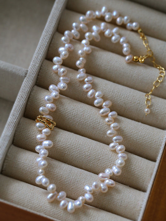 Freshwater Pearl Necklace Women's Unique Collarbone Chain