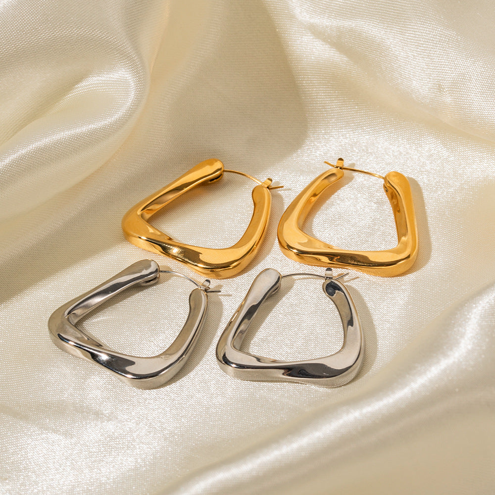 U Shape Stylish Earrings in Metal