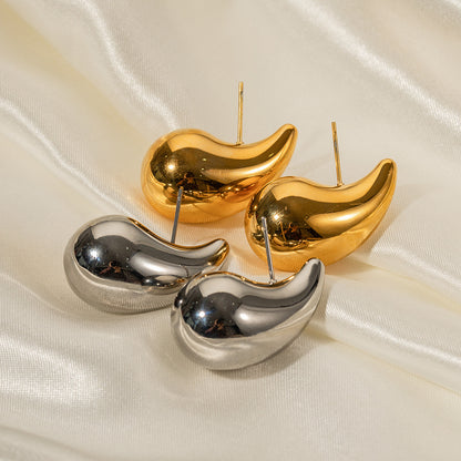 Drop Shape Earrings in Metal