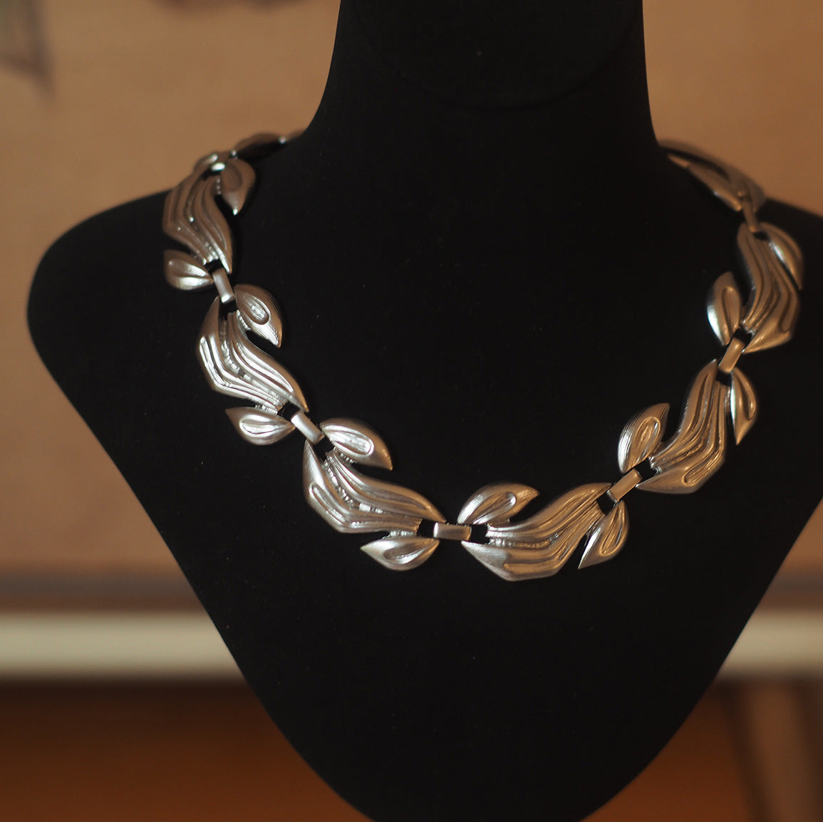 Silver Leaf Monet Vintage Necklace